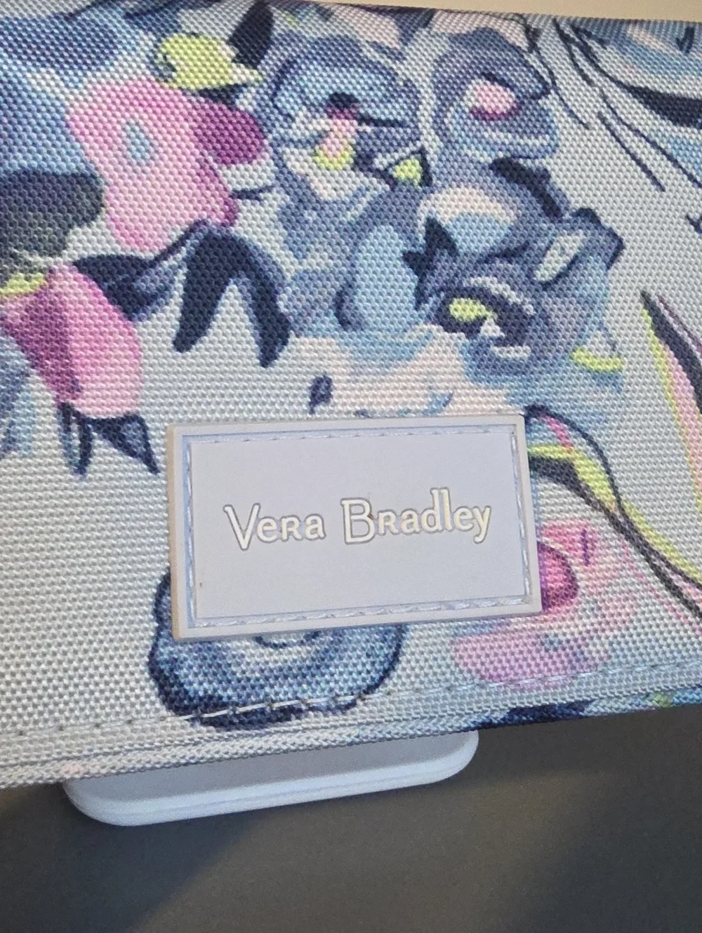VERA BRADLEY RFID Fresh Cut Bouquet Pastel Wristlet/Clutch/Wallet